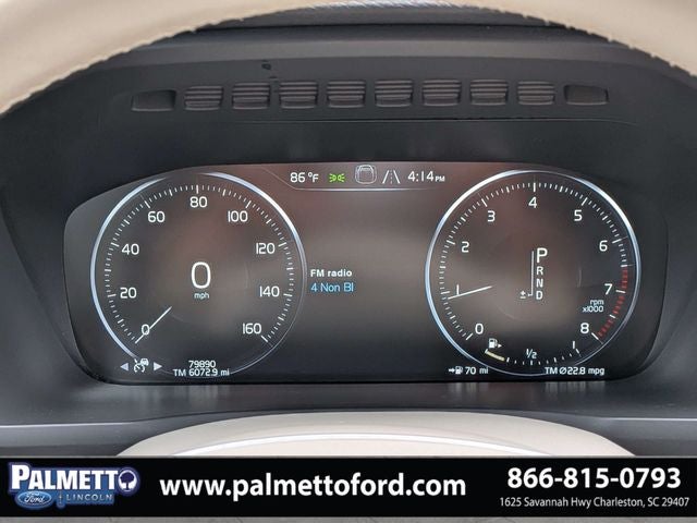 2020 Volvo XC90 T5 Momentum