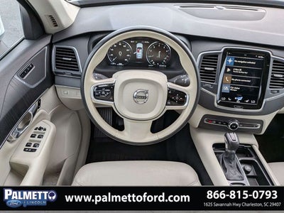 2020 Volvo XC90 T5 Momentum