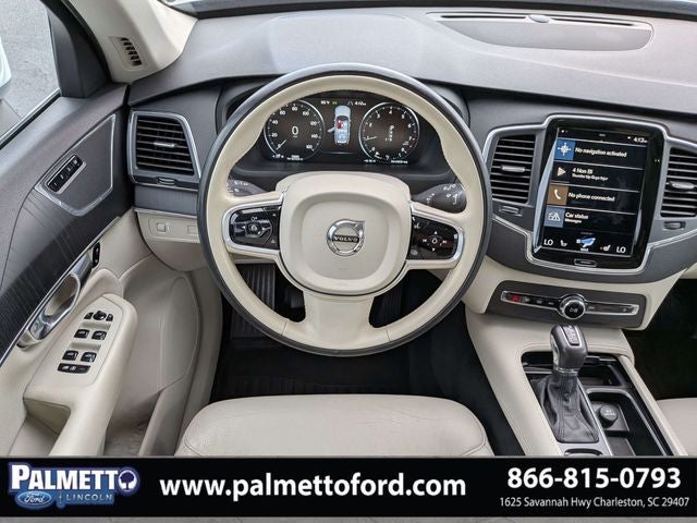 2020 Volvo XC90 T5 Momentum