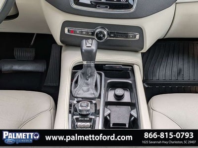 2020 Volvo XC90 T5 Momentum