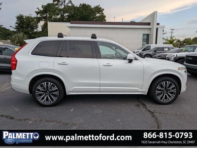 2020 Volvo XC90 T5 Momentum