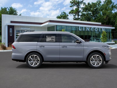 2027 Lincoln Navigator Reserve