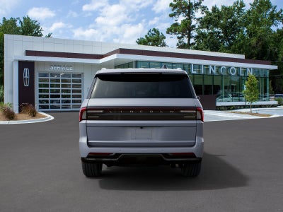 2027 Lincoln Navigator Reserve