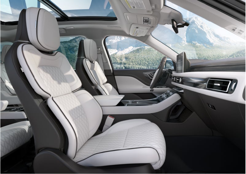 The interior of a Lincoln Aviator® Black Label model is shown in the Chalet theme | Palmetto Lincoln in Charleston SC