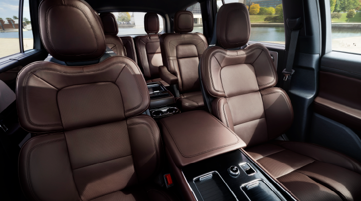 The cabin of the 2025 Lincoln Aviator® SUV is shown with black and brown accents. | Palmetto Lincoln in Charleston SC
