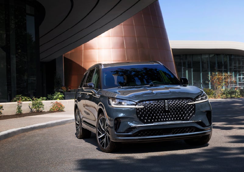 A 2026 Lincoln Black Label™ Aviator® SUV is shown with the available Special Edition Package. | Palmetto Lincoln in Charleston SC