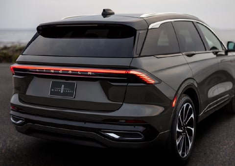 The rear of a 2026 Lincoln Black Label™ Nautilus® SUV displays full LED rear lighting. | Palmetto Lincoln in Charleston SC