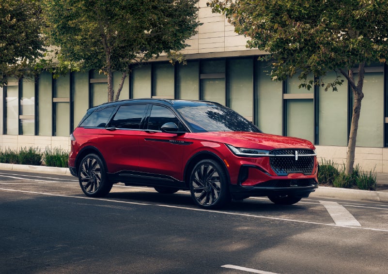 2026 Lincoln Nautilus® SUV with the available Jet Appearance Package and Hybrid transmission. | Palmetto Lincoln in Charleston SC