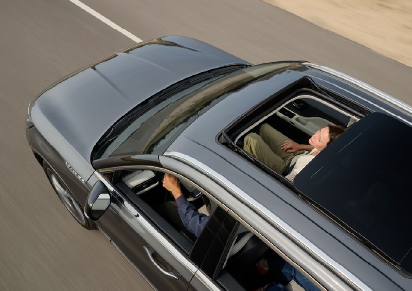 The available panoramic Vista Roof® of a 2027 Lincoln Aviator® SUV is open. | Palmetto Lincoln in Charleston SC