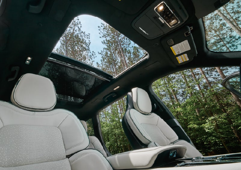 The front seats of a 2027 Lincoln Aviator® Black Label™ SUV | Palmetto Lincoln in Charleston SC